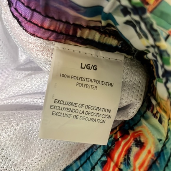 SURF SOCIETY Miami Cadillac Hotel Swim Trunks. Size Large-NWT - Picture 6 of 8